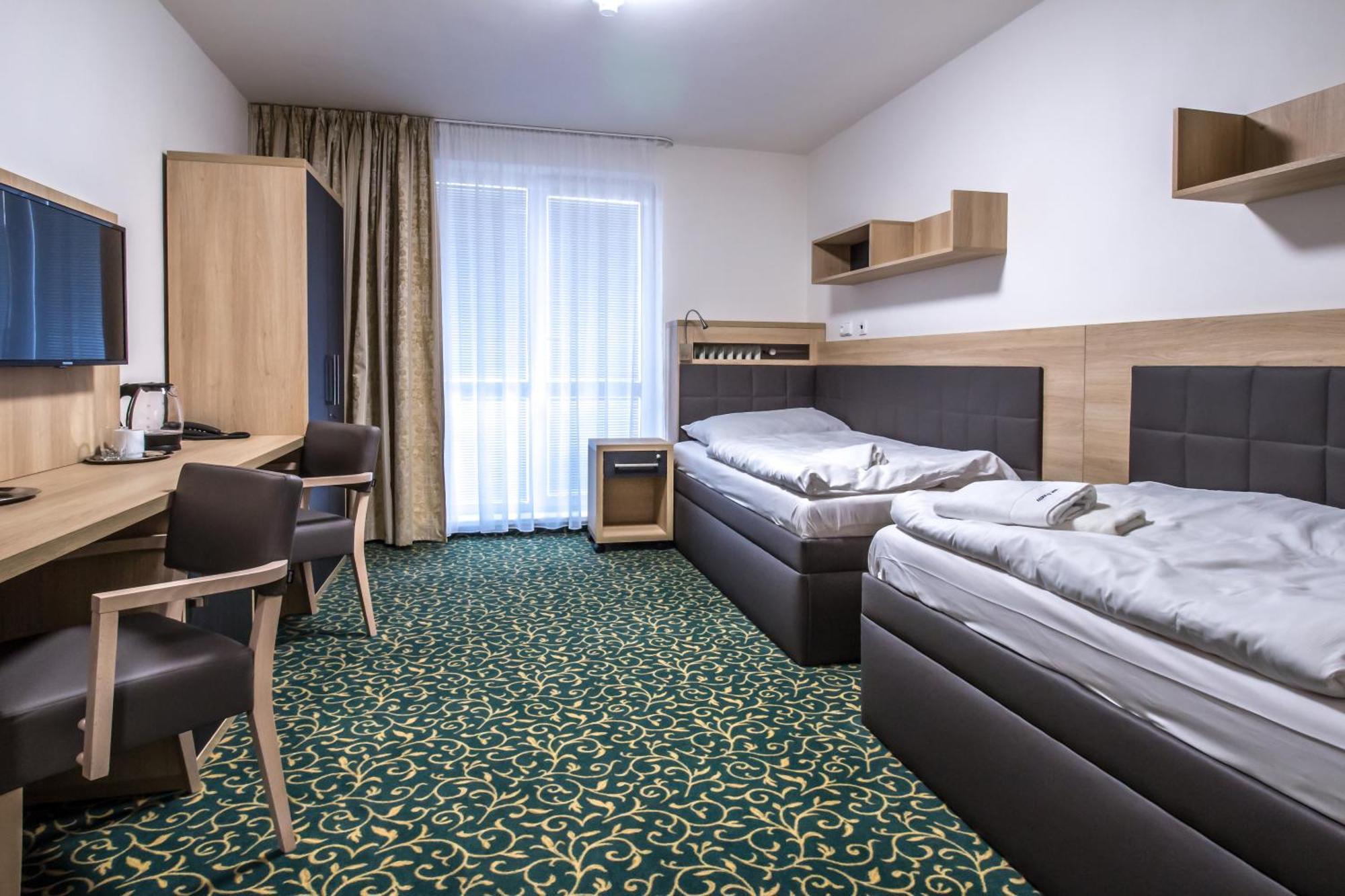 Rehabilitacni Sanatorium - Lazne Darkov Hotel Karvina Luaran gambar